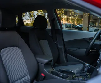 Hyundai Kona 2019 k dispozici k pronájmu v Tbilisi, s omezením ujetých kilometrů neomezené.