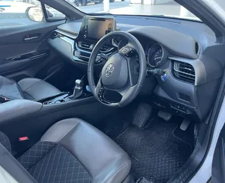 Hibridinis 1,5L variklis Toyota C-HR 2020 nuomai Limasolyje.