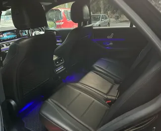 Priekinė automobilio, kurį nuomojate Mercedes-Benz GLE 300d Limasolyje, Kipras vaizdas ✓ Automobilis #16462. ✓ Pavarų dėžė Automatinis TM ✓ Atsiliepimai 0.