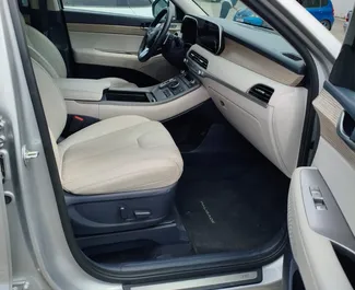 Hyundai Palisade 2021 для аренды в Тбилиси. Лимит пробега не ограничен.