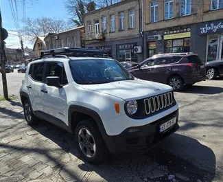 Vue de face d'une location Jeep Renegade à Kutaisi, Géorgie ✓ Voiture #16186. ✓ Automatique TM ✓ 0 avis.