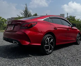 Pronájem MG 5/GT. Auto typu Komfort k pronájmu v Thajsku ✓ Vklad 7000 THB ✓ Možnosti pojištění: TPL, CDW, SCDW, FDW, Krádež, Young, Bez vkladu.