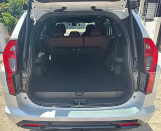 Motor Diesel 2,4L Mitsubishi Pajero Sport 2026 k pronájmu na letišti Phuket.