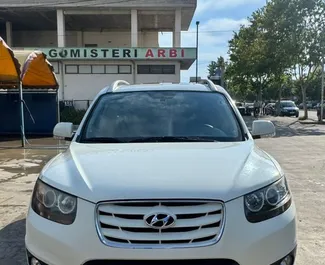 Hyundai Santa Fe kiralama. Konfor, Crossover Türünde Araç Kiralama Arnavutluk'ta ✓ Depozitosuz ✓ TPL, CDW, SCDW, FDW sigorta seçenekleri.