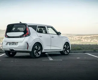 Kia Soul location. Confort Voiture à louer en Géorgie ✓ Dépôt de 270 GEL ✓ RC, CDW, ATR, Passagers, Jeune options d'assurance.