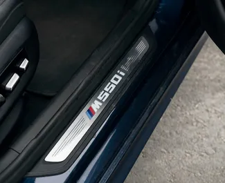 Essence 4,4L Moteur de BMW 5-Series 2019 à louer à Tbilissi.