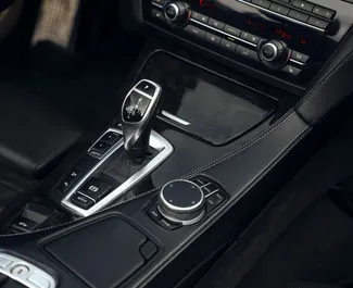 BMW 6-series Cabrio 2016 com sistema de Tração integral, disponível em Tbilisi.