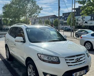 Araç Kiralama Hyundai Santa Fe #16581 Otomatik Durres içinde, 2,0L motor ile donatılmış ➤ Arlind tarafından Arnavutluk'ta.