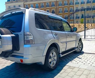 Car Hire Mitsubishi Pajero #11943 Automatic in Baku, equipped with 3.0L engine ➤ From Emil in Azerbaijan.