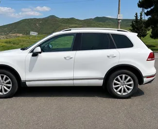 Двигатель Бензин 3,6 л. – Арендуйте Volkswagen Touareg в Тбилиси.
