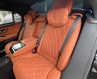 Alquiler de Mercedes-Benz S500. Coche Premium, Lujo para alquilar en Azerbaiyán ✓ Depósito de 1000 AZN ✓ opciones de seguro TPL, CDW, SCDW, Robo.