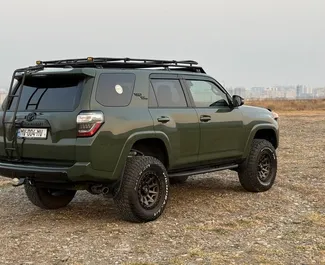 Двигатель Бензин 4,0 л. – Арендуйте Toyota 4 Runner в Тбилиси.