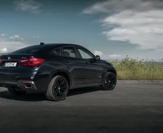 BMW X6 대여. 조지아에서에서 대여 가능한 프리미엄, 크로스오버 차량 ✓ 540 GEL의 보증금 ✓ TPL, FDW, 승객, Young 보험 옵션.
