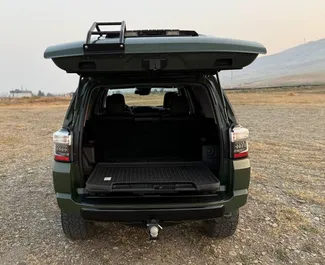 Toyota 4 Runner 2024 – прокат от собственников в Тбилиси (Грузия).