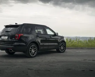 Alquiler de Ford Explorer. Coche Confort, Premium, Cruce para alquilar en Georgia ✓ Depósito de 540 GEL ✓ opciones de seguro TPL, FDW, Pasajeros, Joven.