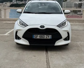 Automašīnas noma Toyota Yaris #16393 ar Automātiskais pārnesumu kārbu Rafailovici, aprīkots ar 1,5L dzinēju ➤ No Nikola Melnkalnē.