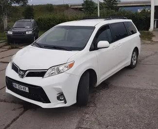 Pronájem auta Toyota Sienna #15913 s převodovkou Automatické v Kutaisi, vybavené motorem 3,5L ➤ Od Giorgi v Gruzii.