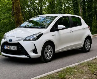 Auto rentimine Toyota Yaris #16614 Automaatne Budvas, varustatud 1,5L mootoriga ➤ Filiplt Montenegros.