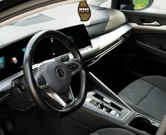 Rendiauto esivaade Volkswagen Golf 8 Budvas, Montenegro ✓ Auto #16616. ✓ Käigukast Automaatne TM ✓ Arvustused 0.