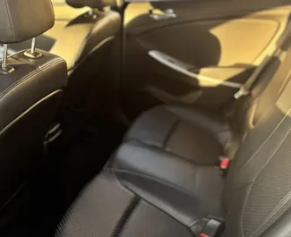 Diesel 1,6L Moteur de Hyundai Accent 2015 à louer à Durres.