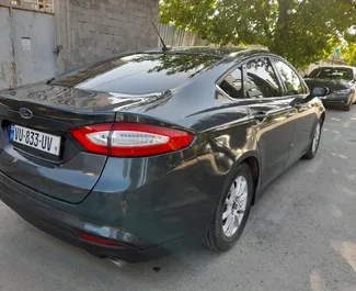 Mietwagen Ford Fusion Sedan 2015 in Georgien, mit Benzin-Kraftstoff und 175 PS ➤ Ab 59 GEL pro Tag.
