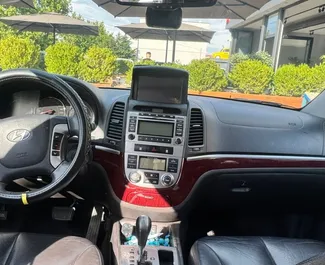 Hyundai Santa Fe 2013 için kiralık Dizel 2,0L motor, Durres içinde.