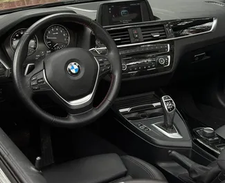 Арендуйте BMW 230xi Cabrio 2022 в Грузии. Топливо: Бензин. Мощность: 252 л.с. ➤ Стоимость от 195 GEL в сутки.