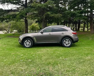 Автопрокат Infiniti QX70 в Тбилиси, Грузия ✓ №13463. ✓ Автомат КП ✓ Отзывов: 3.
