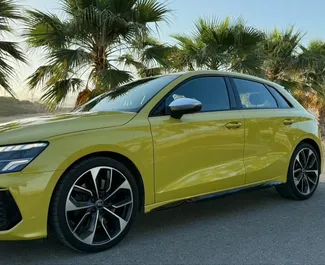 Audi S3 nuoma. Komfortiškas automobilis nuomai Ispanijoje ✓ Depozitas 2000 EUR ✓ Draudimo pasirinkimai: TPL.