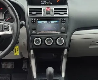 Салон Subaru Forester для аренды в Грузии. Отличный 5-местный автомобиль. ✓ Коробка Автомат.