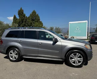 Wynajmij Mercedes-Benz GL-Class 2013 w Albanii. Paliwo: Diesel. Moc:  KM ➤ Koszt od 76 EUR za dobę.