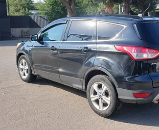 Vue de face d'une location Ford Escape à Tbilissi, Géorgie ✓ Voiture #16783. ✓ Automatique TM ✓ 0 avis.