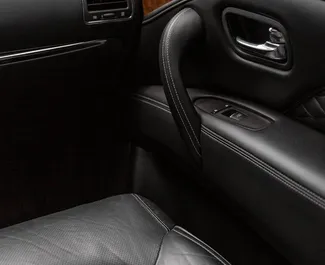 Infiniti QX80 2019 mit Antriebssystem Heckantrieb, verfügbar in Tiflis.
