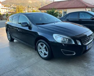 Dīzeļdegviela 1,6L dzinējs Volvo V60 2012 nomai Durresā.
