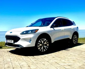 Frontansicht eines Mietwagens Ford Escape in Batumi, Georgien ✓ Auto Nr.16670. ✓ Automatisch TM ✓ 0 Bewertungen.