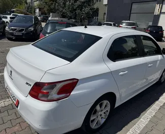 Mietwagen Peugeot 301 2015 in Albanien, mit Diesel-Kraftstoff und 65 PS ➤ Ab 20 EUR pro Tag.