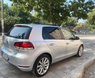 Verhuur Volkswagen Golf 6. Economy, Comfort Auto te huur in Albanië ✓ Borg van Borg van 150 EUR ✓ Verzekeringsmogelijkheden TPL, FDW, Buitenland.