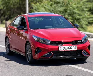 Araç Kiralama Kia Forte #13140 Otomatik Erivan'da, 2,0L motor ile donatılmış ➤ Rafik tarafından Ermenistan'da.