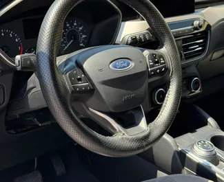 Ford Escape 2022, Erivan'da için kiralık, sınırsız kilometre sınırı ile.