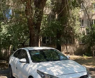 Vista frontale di un noleggio Kia K3 ad Almaty, Kazakistan ✓ Auto #16816. ✓ Cambio Automatico TM ✓ 0 recensioni.