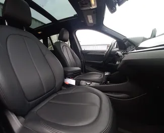 Vermietung BMW X1. Komfort, Premium, Crossover Fahrzeug zur Miete in Georgien ✓ Kaution Einzahlung von 300 GEL ✓ Versicherungsoptionen KFZ-HV.