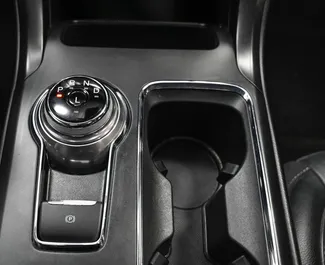 Ford Fusion Sedan 2019 s pohonem Přední pohon, dostupné v Tbilisi.