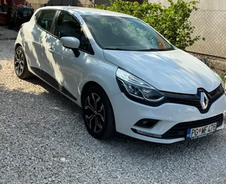 Renault Clio 4 – samochód kategorii Ekonomiczny na wynajem w Czarnogórze ✓ Bez Depozytu ✓ Ubezpieczenie: OC, Pasażerowie, Zagranica, Bez Depozytu.