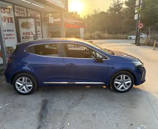 Verhuur Renault Clio 5. Economy Auto te huur in Turkije ✓ Borg van Borg van 600 USD ✓ Verzekeringsmogelijkheden TPL, CDW, SCDW, Jonge, Geen storting.