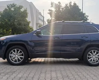Essence 2,4L Moteur de Jeep Cherokee 2017 à louer à Tbilissi.