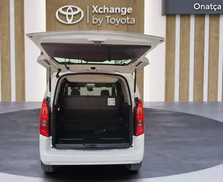 Autohuur Toyota Proace City Verso 2025 in in Turkije, met Diesel brandstof en 120 pk ➤ Vanaf 42 USD per dag.