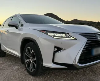 Prenájom auta Lexus RX 300 2020 v v Španielsku, s vlastnosťami ✓ palivo Benzín a výkon 238 koní ➤ Od 100 EUR za deň.