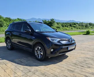 Autovermietung Toyota RAV4 Nr.10960 Automatisch in Batumi, ausgestattet mit einem 2,5L Motor ➤ Von Zhenya in Georgien.