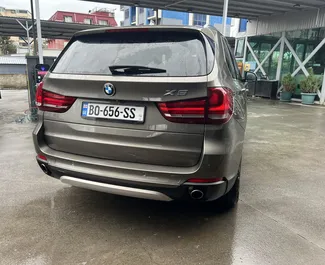 Verhuur BMW X5. Premium, Crossover Auto te huur in Georgië ✓ Borg van Borg van 800 GEL ✓ Verzekeringsmogelijkheden TPL, CDW, SCDW, FDW, Passagiers, Diefstal.
