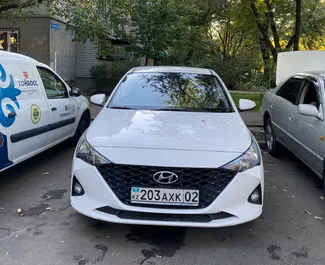 Pronájem auta Hyundai Accent #17487 s převodovkou Automatické v Almaty, vybavené motorem 1,6L ➤ Od Vladimir v Kazachstánu.